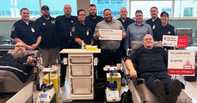 correctional officers donating blood in Winnipeg